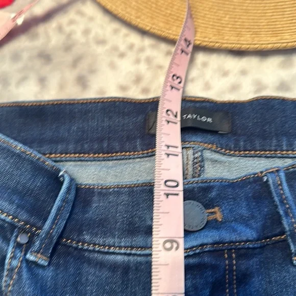 Ann Taylor Perfect Skinny Ankle Jeans Medium Dark Wash Like New Condition - Picture 5 of 8